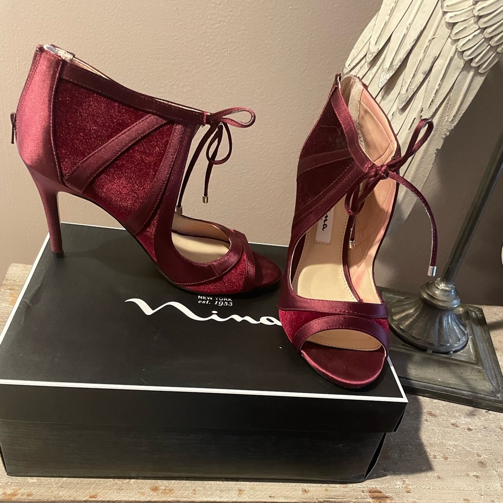 Nina Cherie Illusion Sandals in Merlot